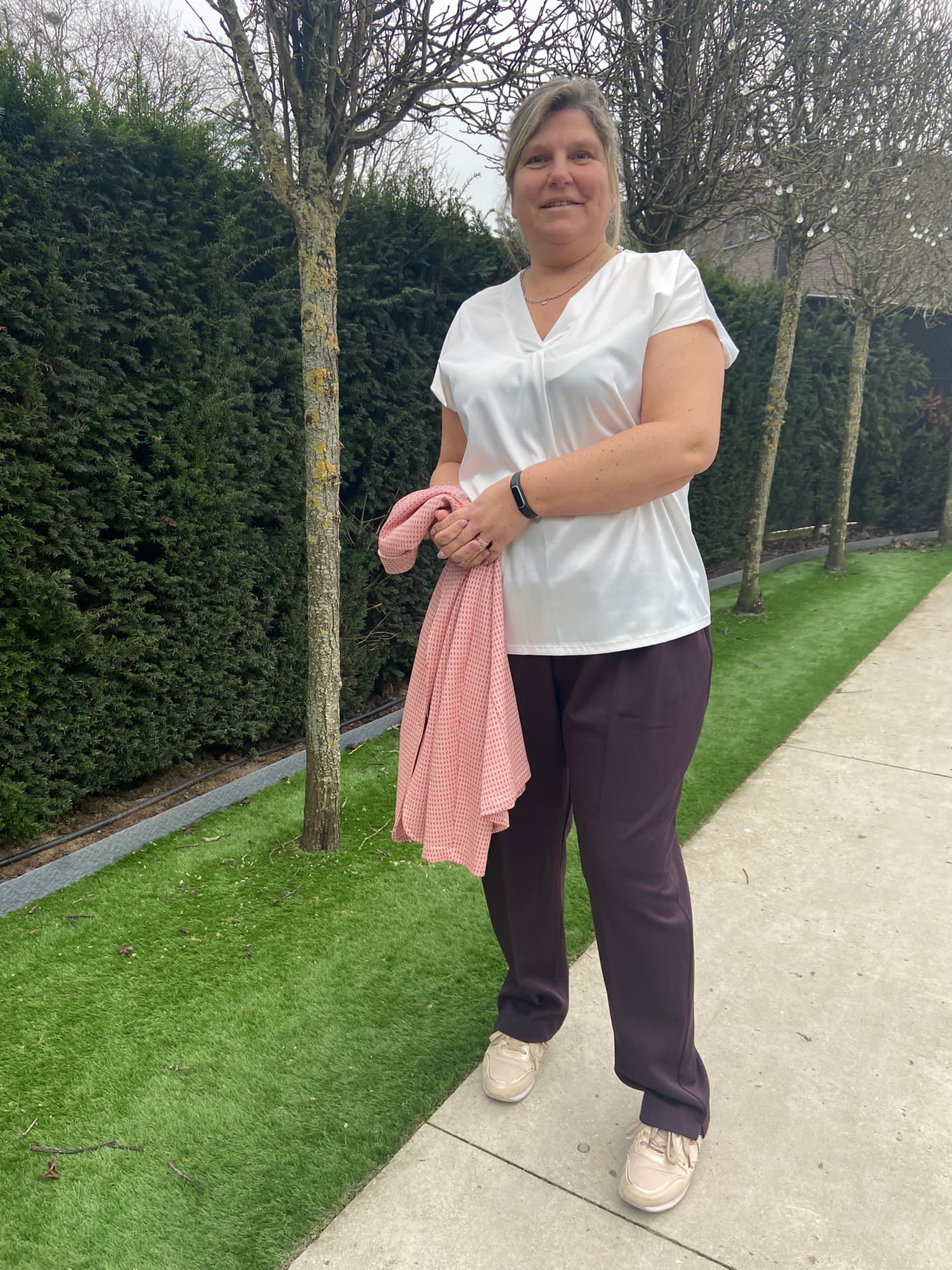 Donkerpaarse geklede broek (+)