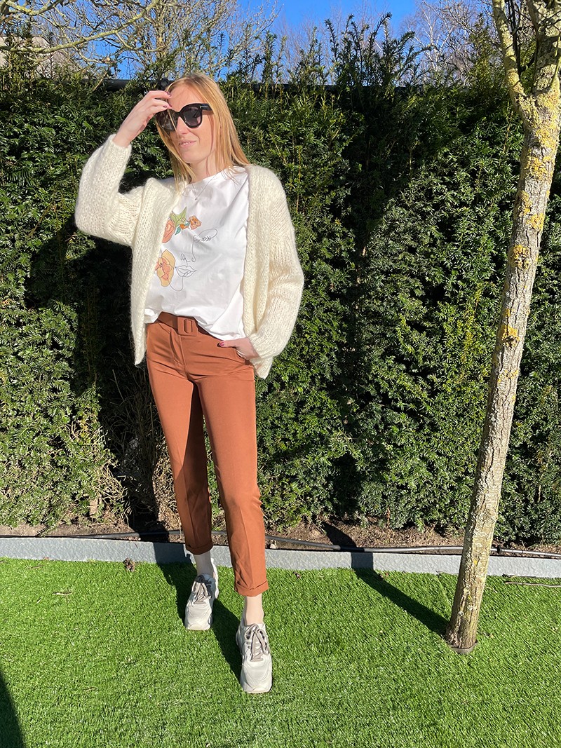 Geklede bruine broek
