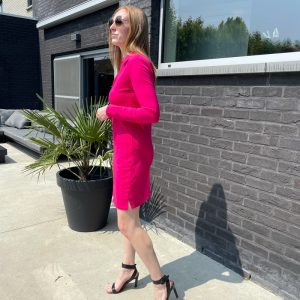 Fuchsia kleedje